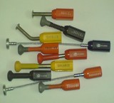 A variety of seal bars (Security Bolt seal ) contract
