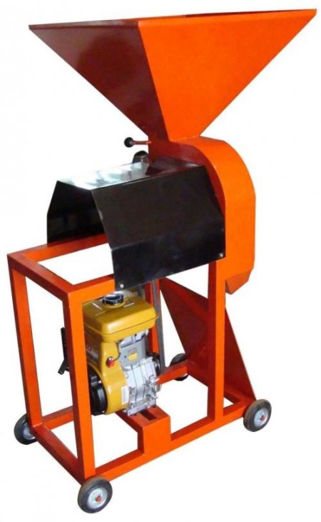 The mill is different, with a range of widely used in animal husbandry and poultry