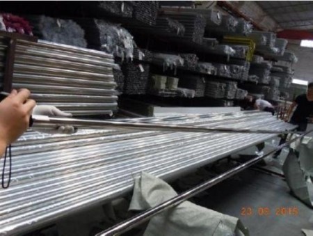 Pipe and tube stainless steel