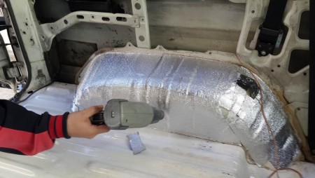 Sell adhesive sealing strip insulation