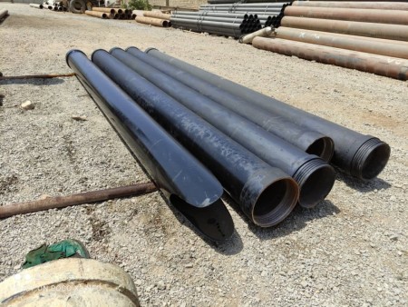 Thermal pipe for concreting the pile