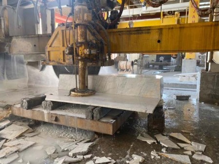 Production of stone cutting machines in Isfahan