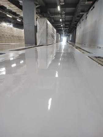 Polyamine epoxy flooring