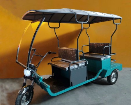 Passenger electric tricycle