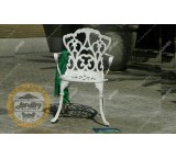 Static color medallion aluminum table and chairs