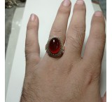 خاتم من الفضة مصنوع یدویاً مع العقیق الأحمر