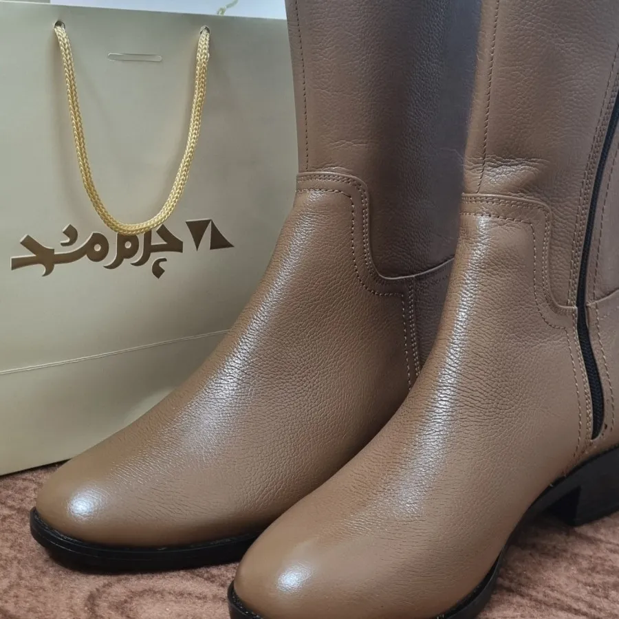 کمدا | قیمت و خرید چکمه( بوت) چرم مشهد سایز 40 رنگ کرمی