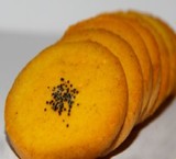 Biscuits and saffron کنجدی