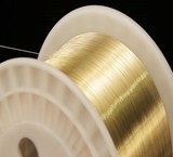 Production of wires and wires from gold and platinum