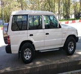 پاجیرو 4 مدل2000 without color