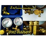 Manometer and gas charging kit for hydraulic hammer and picker
