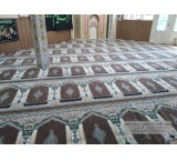 Types of designs and colors of mosque rugs and ceremonial carpets