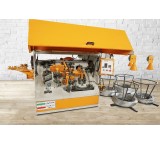 Machine for producing linear barbed wire in two strands