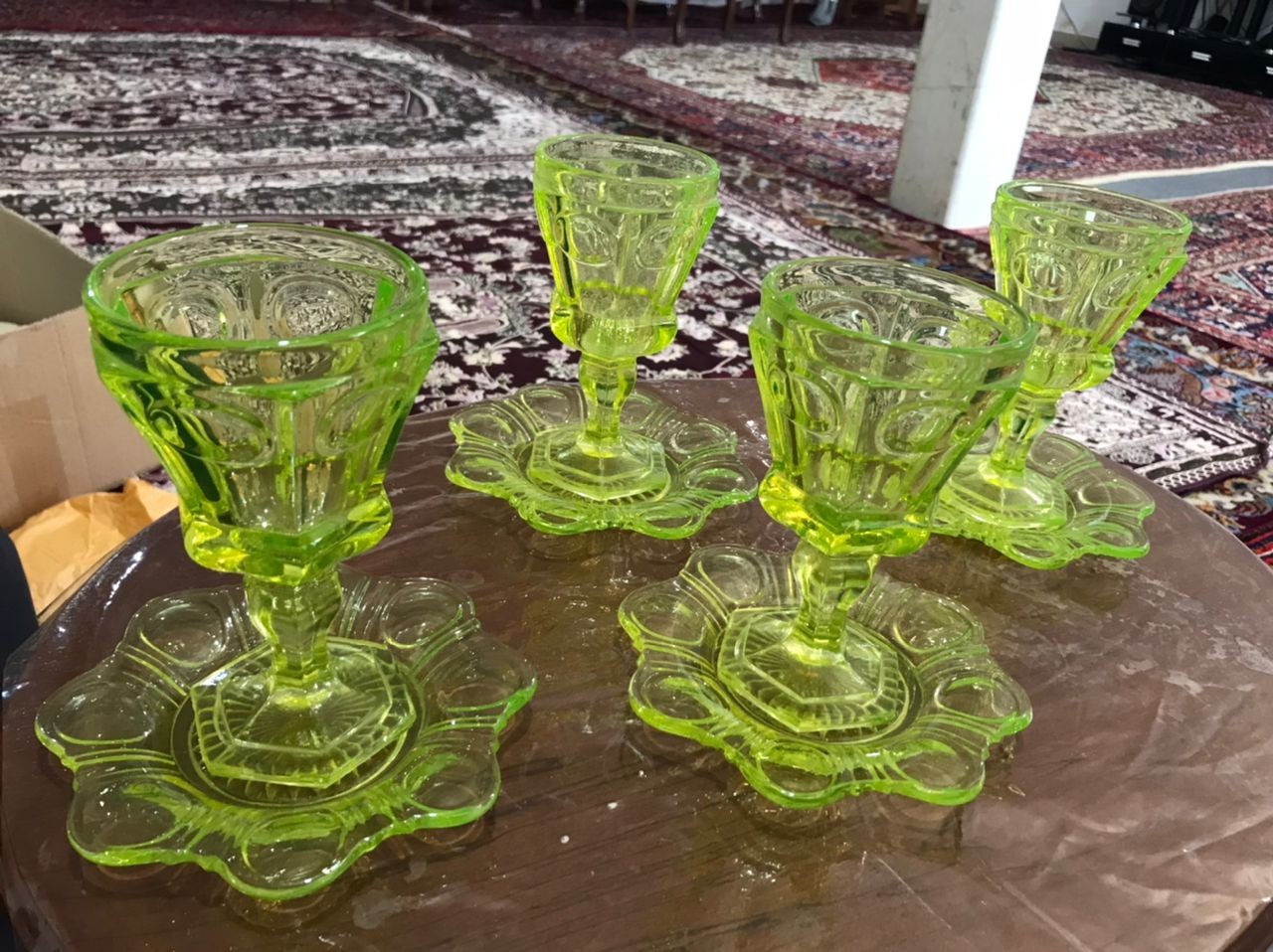 خریدار ظروف ، چینی، بلوریجات،کریستال