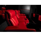 سینمای خانگی با صندلی‌های هوشمند تمام‌برقی مدل دلوکس