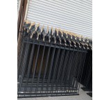 نرده آبشاری با رنگ کوره ای مشکی ارتفاع 150