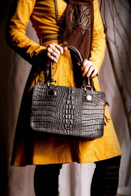 Bags and accessories, handmade leather Shima leather