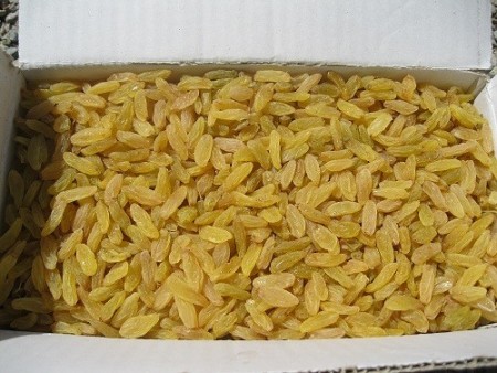 انواع خشکبار، کنجد، سیاه دانه، کشمش، زعفران و...