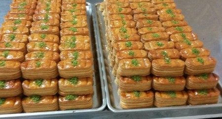 شیرینیتر-0 شیرینی خشک -انواع کیک ها-انواع شکلات-بستنی سنتی