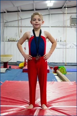 مربی خصوصی اعتماد به نفس،امادگی جسمانی و چابکی فرزند ش