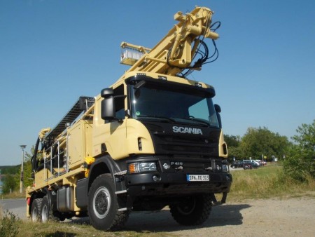 فروش دستگاه حفاری اب (چند منظوره)Universal drilling rig