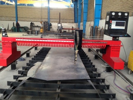 دستگاه برش CNC