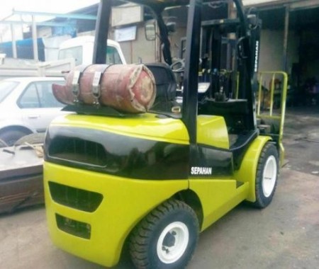 لیفتراک 3 تن گازی سپاهان