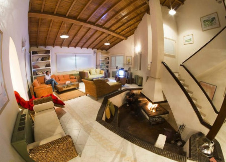 Reserve and rent a variety of villas with well-equipped facilities in the north