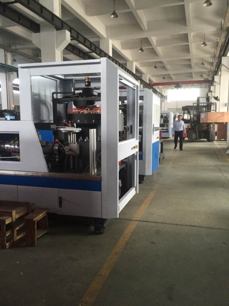 دستگاه تولید درب پلاستیكی