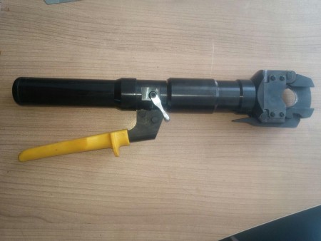 قیچی کابل گیوتینی هیدرولیکی دستی مدل KB5/26 KOMPAKT