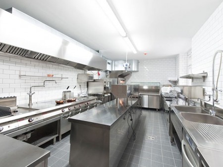 تجهیزات آشپزخانه های صنعتی سنتی و کترینک