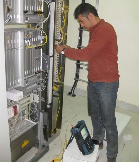 انجام خدمات تخصصی فیوژن فیبر نوری و تست OTDR