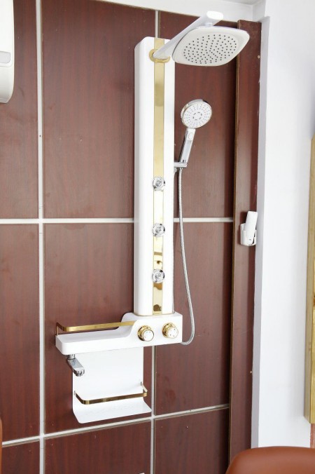 وان،جکوزی،سونا بخار،کابینت،دوش،سرویس فرنگی،روشویی