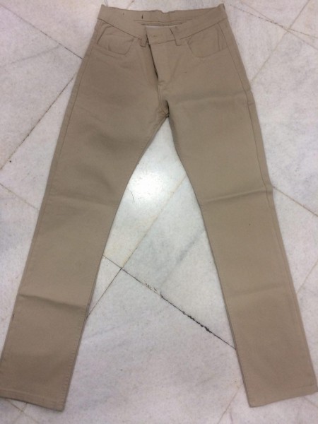 تولید و پخش شلوار کتان پر درجه یک و شلوار لی حوله ای به صورت عمده  در رنگبندی و سایز بندی کامل