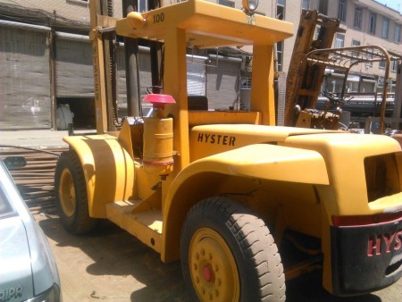 لیفتراک هایستر 10 تن دیزل اماده به کار همراه با گارانتی و خدمات پس از فروش