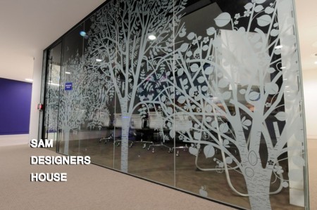 چاپ روی شیشه با طرح دلخواه شما در خانه طراحان سام