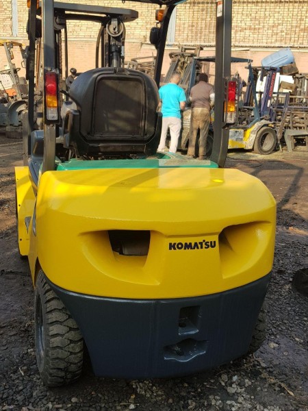 لیفتراک کوماتسو