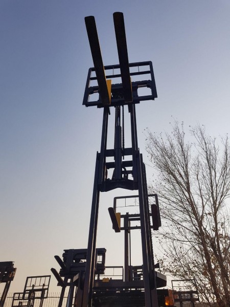 لیفتراک کوماتسو