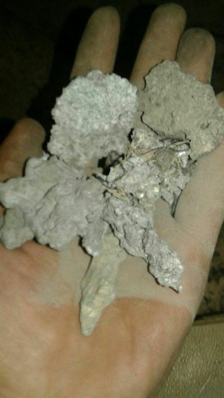 The purchase and sale of slag سرب_خاک سرب_سنگ lead and lead concentrate