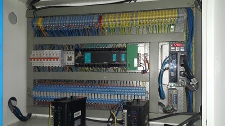 طراحی و ساخت تخصصی انواع دستگاه های مونتاژ