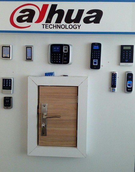 Home, office and ... Traffic control device