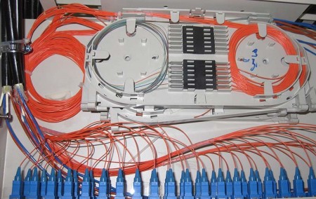 تجهیزات شبکه وفیبرنوری