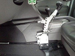 هندکنترل (system Gas and brake وکلاچ manual)