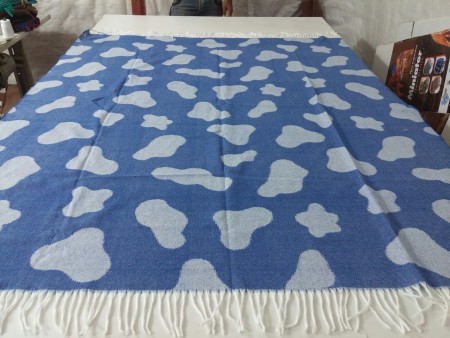 Production and sale, travel blanket, etc. ptuj journey bloom