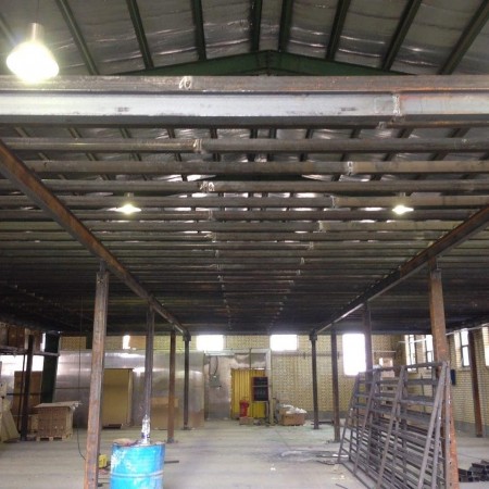 آهنگری و جوشکاری و برشکاری