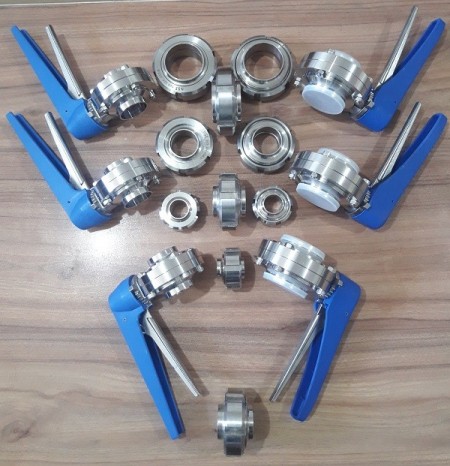 Second hand steel fittings. Stoke pipe nut clutch valve