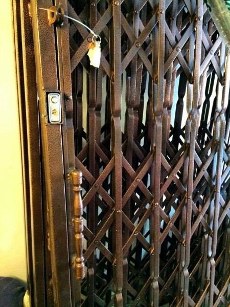 درب آکاردئونی