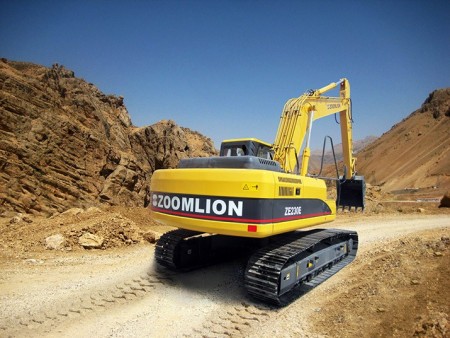 Repairs, excavators, zoom, program