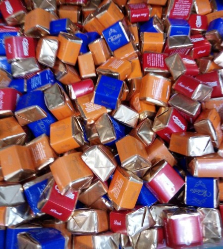 Nuts, Night, Eid, send to all over the country door