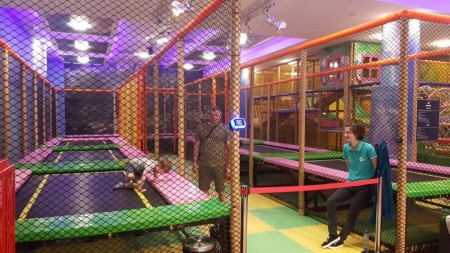 فروش ترامپولین شهربازی یا چند تخته ای